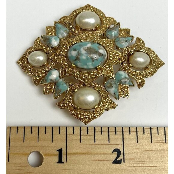 VTG SARAH COVENTRY 3" Diamond-Shape Goldtone Turquoise Pearl Remembrance BROOCH - Picture 4 of 5
